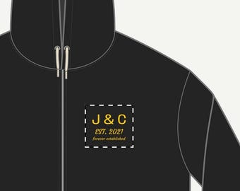 パーソナライズされたカップルパーカー、ゴールドのイニシャル入りブラックジップアップ、記念日のギフト