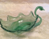 Elegant Blown Glass Swan White And Green Glass Bowls Beautiful Green Swan Vintage Fruit Basket Hand Blown Bowl Swan Decor