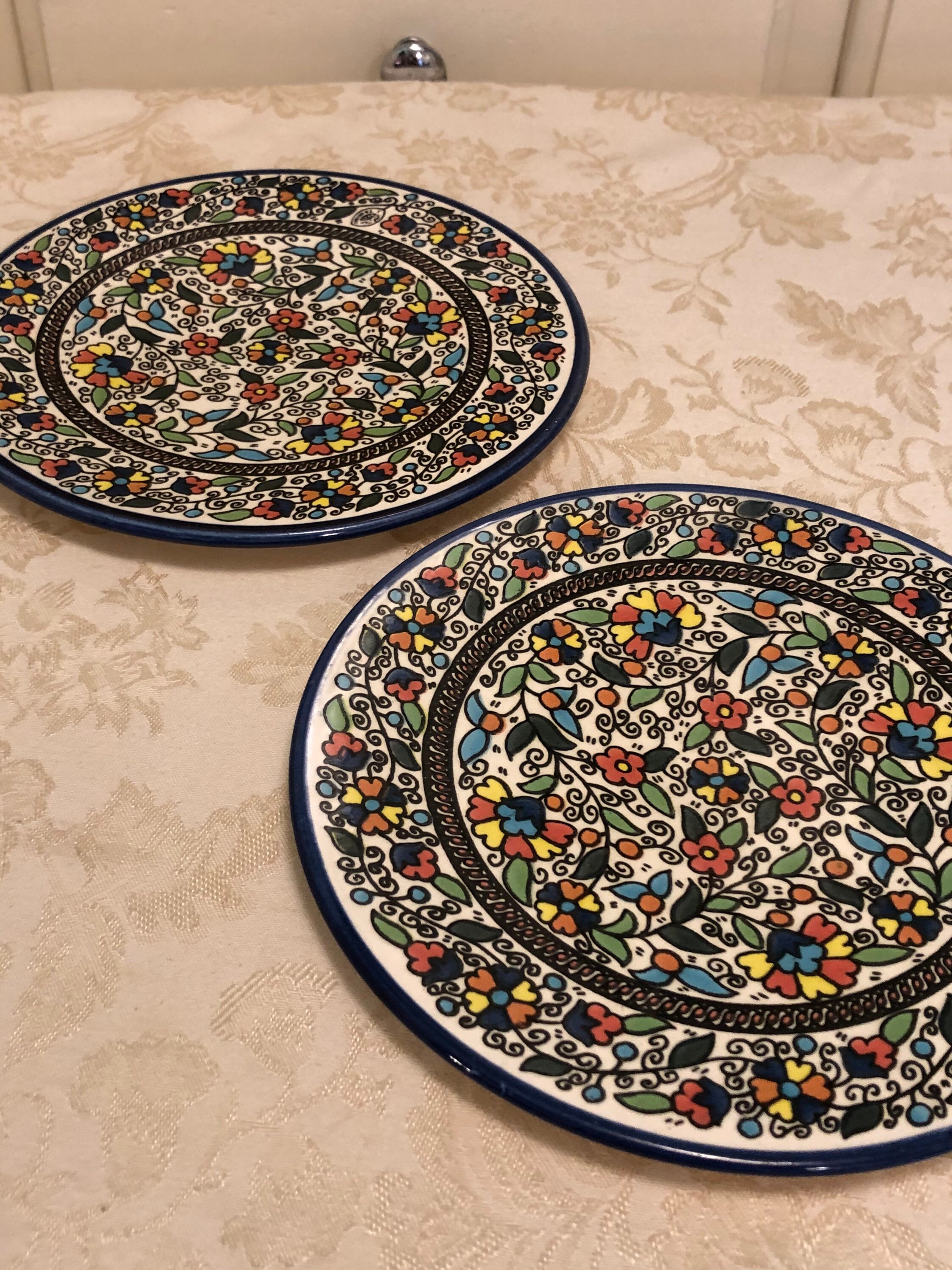 Handmade Italian Pottery Serving Plate Set Plate With Hanging Rainbow ...