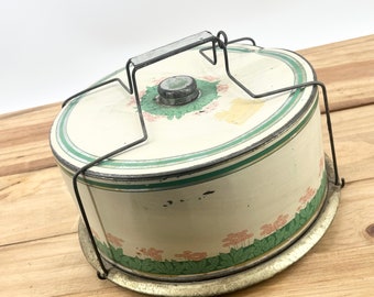 Antique Wire Carrier Jadeite Cake Dome Covered Dish Jade Colored Metal Tin Dome With Wood Base Retro 40s Cake Or Pie Display Food Storage