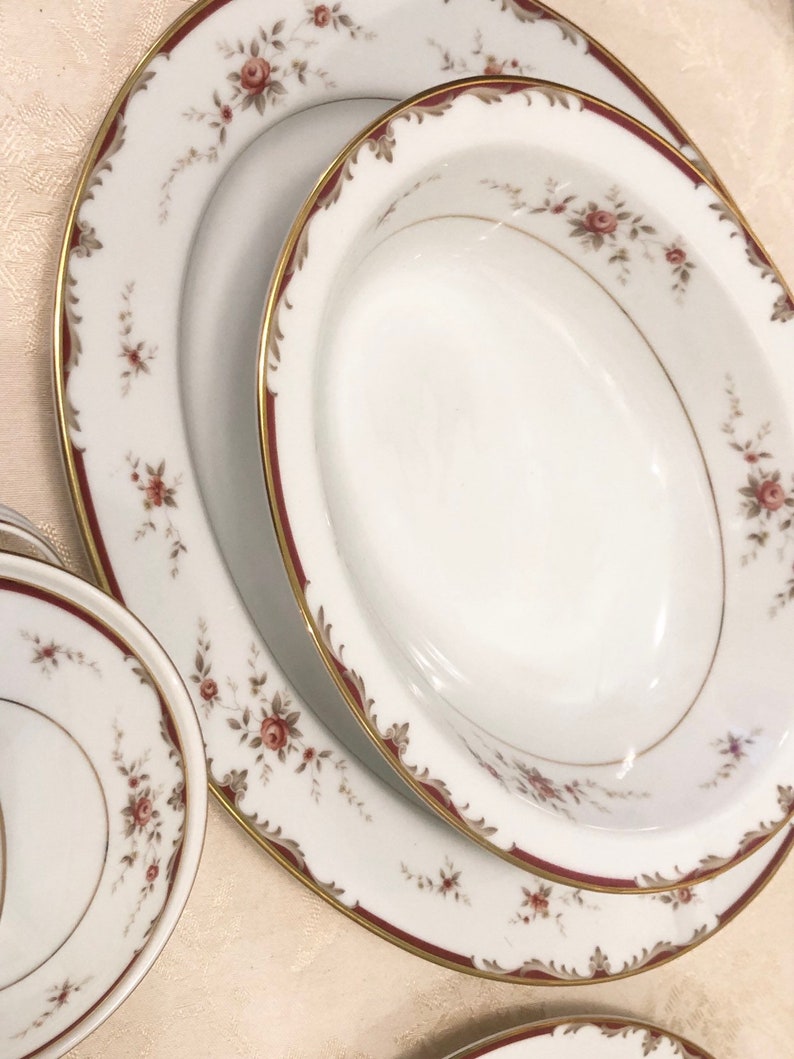 Butter Cups Saucers Creamer Dinner Plate Lunch Plates Bread Discontinued Jean Noritake Huge Set Of 26 Pieces Serving Bowl And Tray Sugar