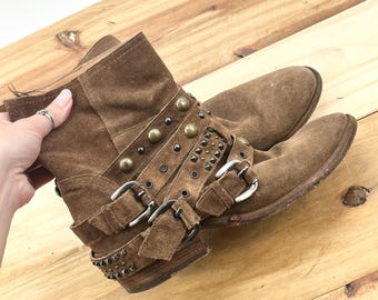 Vintage Italian Leather High Heels Quality Leather Heels Pointed Toe Boot Design Heeled Boots Leather Boots Ankle Boots by Vero Cuoio Italy