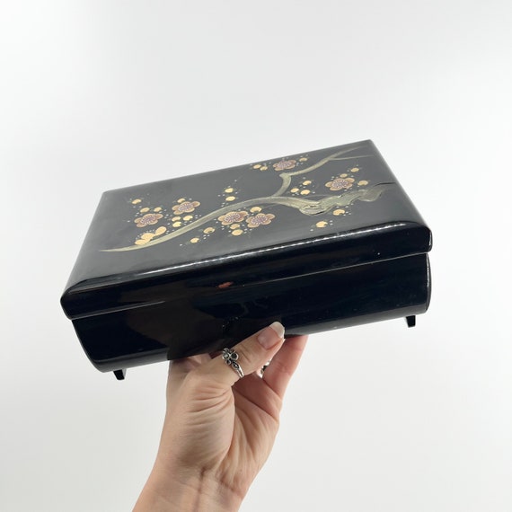 Elegant Black Lacquered Music Box Jewelry Box Pla… - image 2