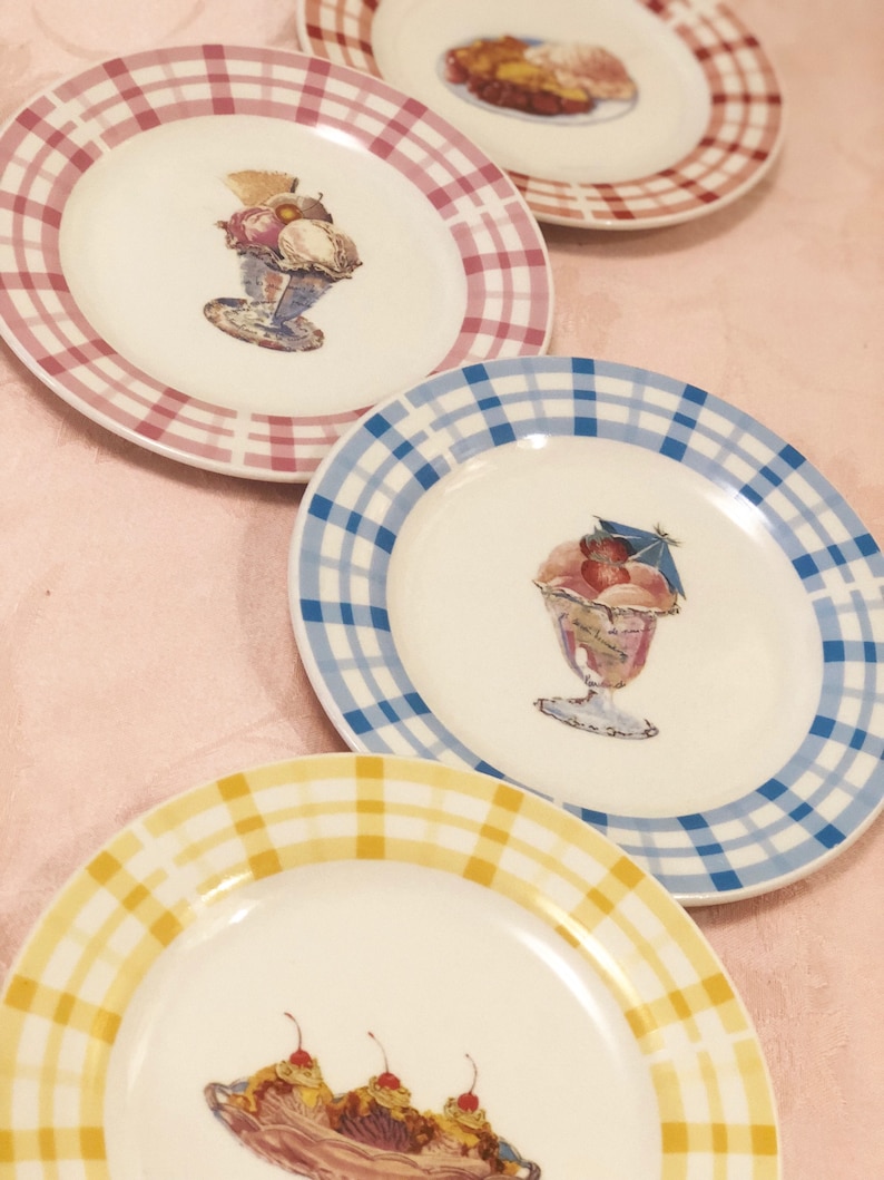 Mid Century Variety Dessert Plates Serves 4 Set Of Dessert Plates Checkard Picnic Plates Ceramic Dishwasher Safe Century Plates Retro Design