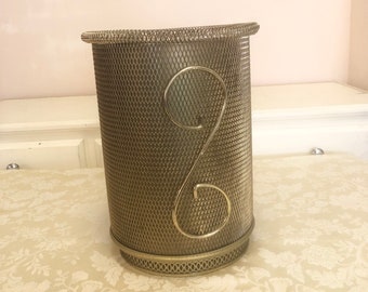 Mid Century Brass Umbrella Bin Trash Bin Beautiful Brass Material Waste Bin Trash Can Diamond Woven Cut Out Metal Basket