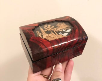 Chinese Village Jewelry Box With Cork Art Asian Lacquered Wooden Box Japanese Scenery Enclosed Box Beautiful Decor Red Lacquered Box