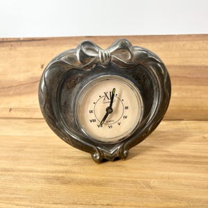 Antique Godinger Vanity Silver Clock Detailed Silver Outside. Beautiful Detailed Edges Godinger Clock In Heart Shape