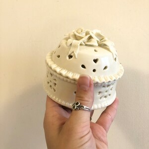 Antique Potpourri Bowl Ceramic Design With  See Threw Cut Outs Design Decor For Lovely Smelling Potpourri With Ceramic Flower Tops
