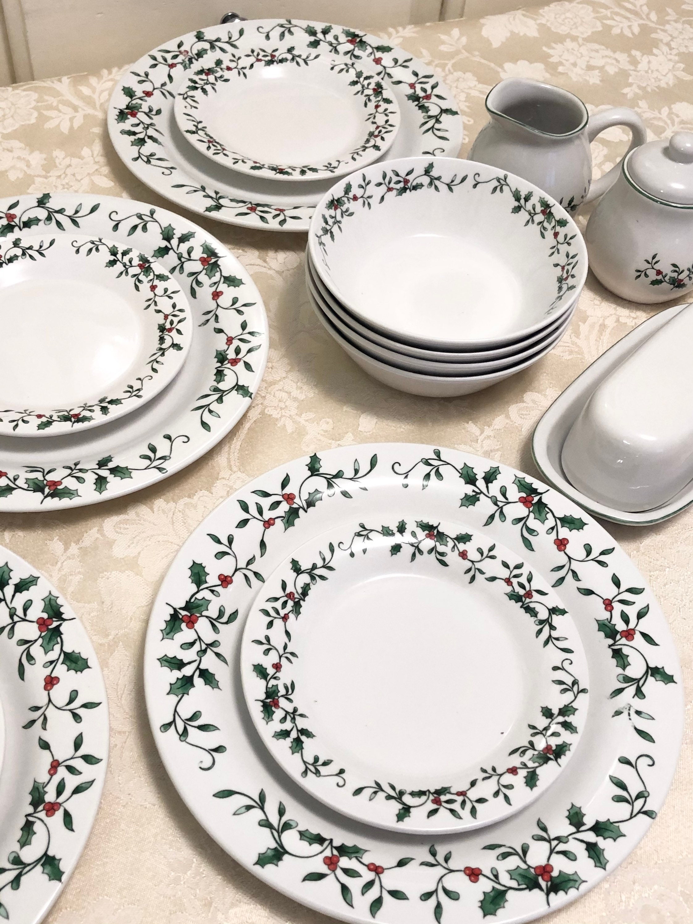 Sets Vintage Christmas Plates Christmas Diy Dollar General