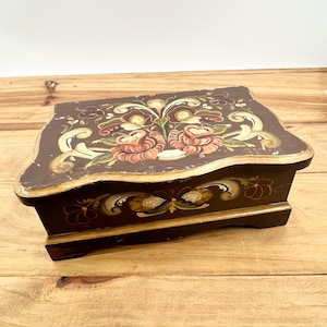 Antique Jewelry Box Wooden Simple Jewelry Chest With Music Box Jewelry Box With Hand Painted Look Very Old With Paper Inside Lining