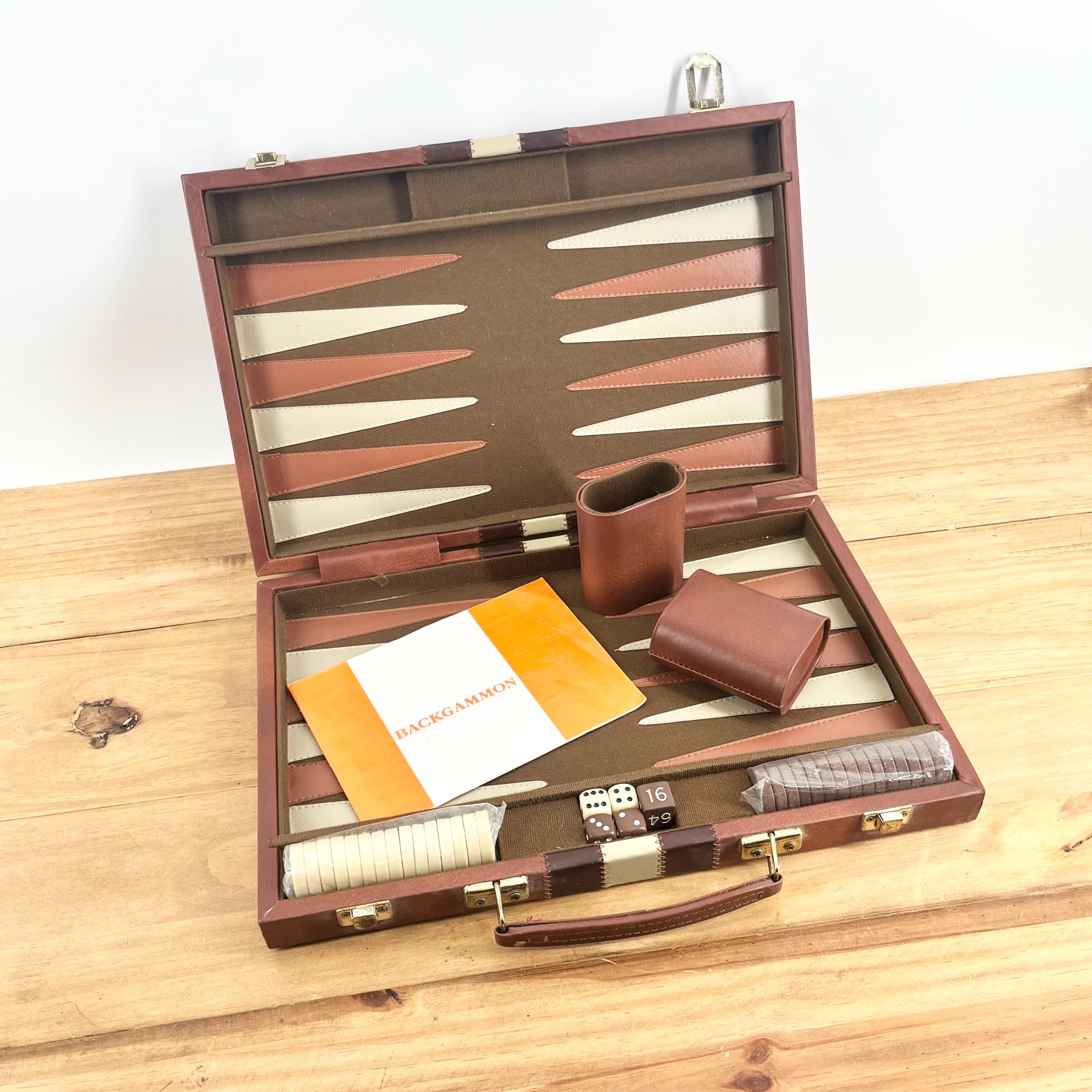 Backgammon bakélite set - Canada