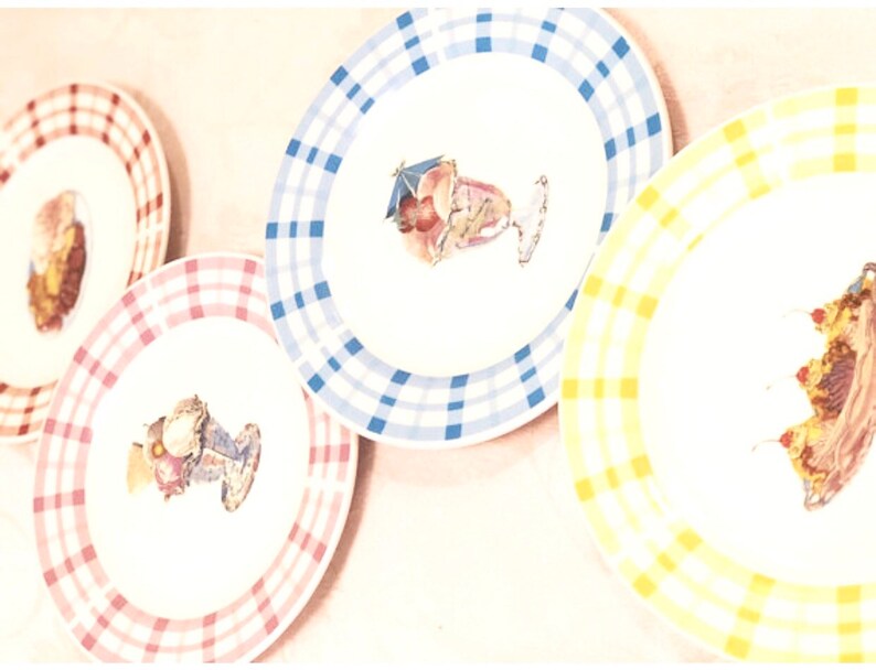 Mid Century Variety Dessert Plates Serves 4 Set Of Dessert Plates Checkard Picnic Plates Ceramic Dishwasher Safe Century Plates Retro Design