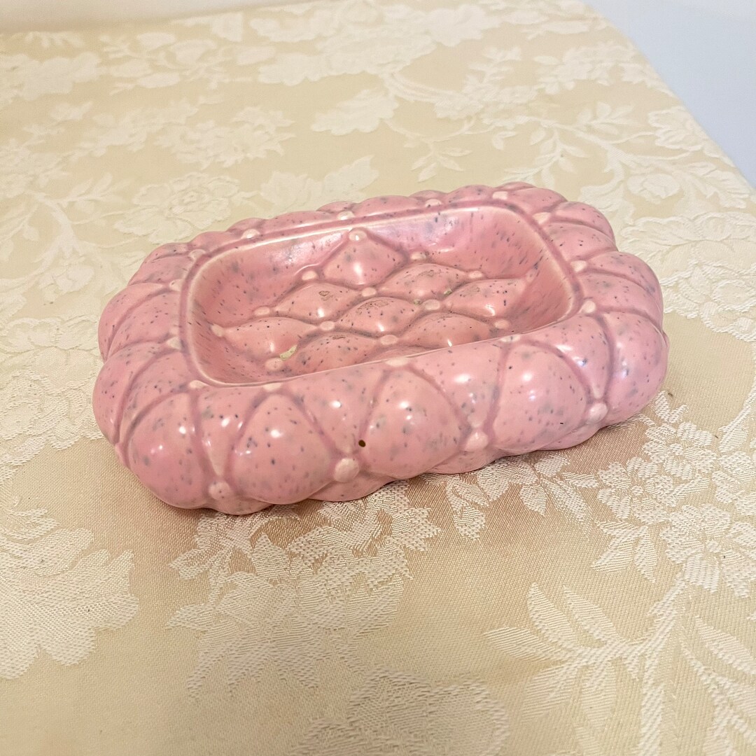 Vintage Pink Quilted Bathroom Bar Soap Pedestal Bathroom Decor Etsy