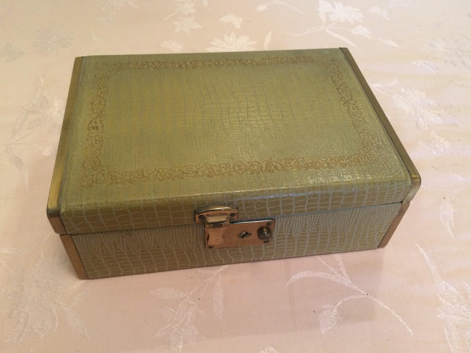 Vibrant Red and Gold Tin Accented Jewelry Box With Red Felt Etsy