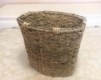 Wooden Wicker Basket Trash Bin Beautiful Natural Material Waste Bin Trash Can Light Wood Woven Basket