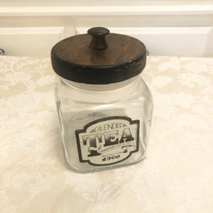 Rare Wooden Lid Tea Canister With White Cottage Style Letters Tea Rustic Kitchen Canister Anchor Hocking Primitive Jar