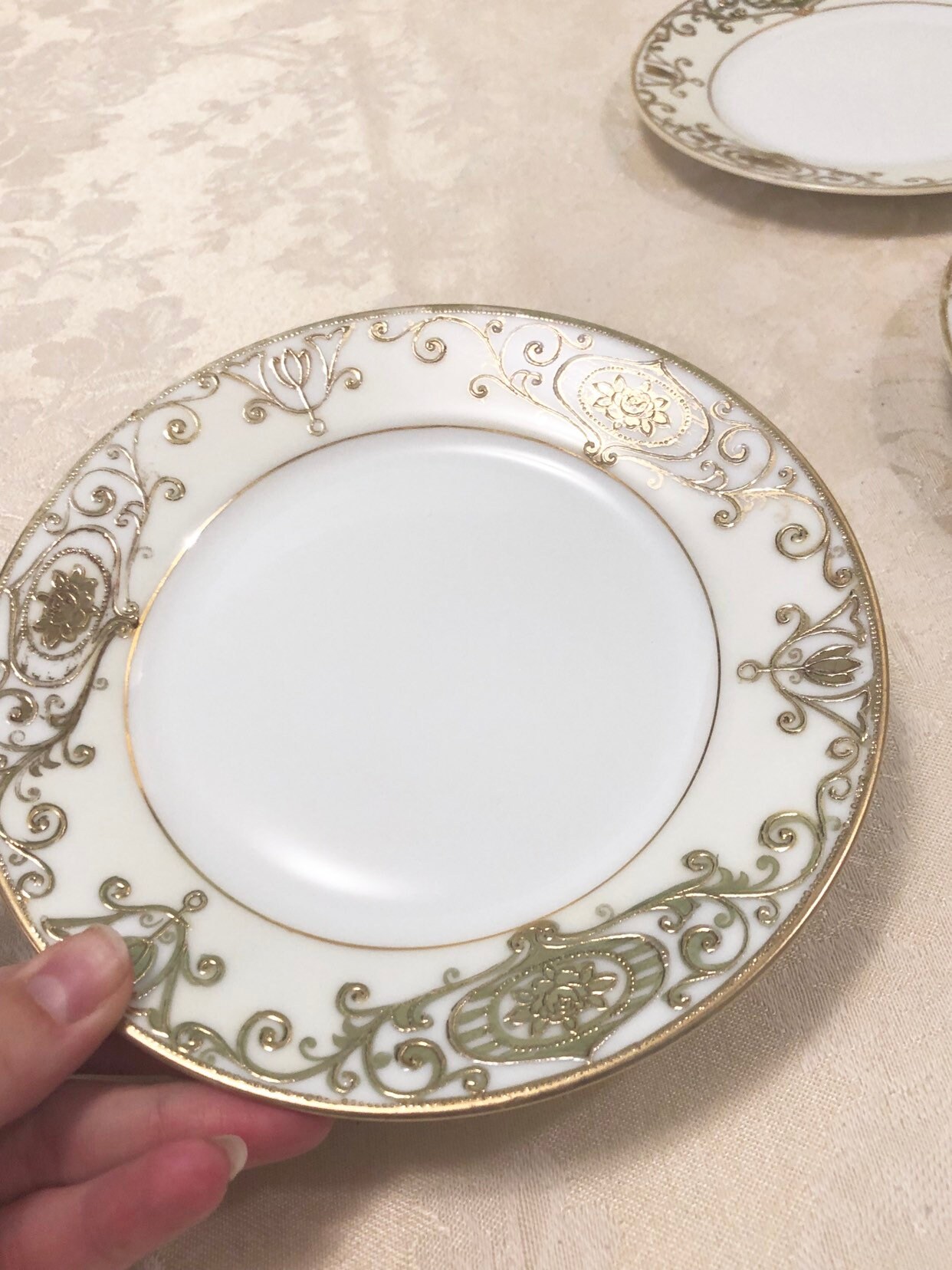 noritake christmas plates