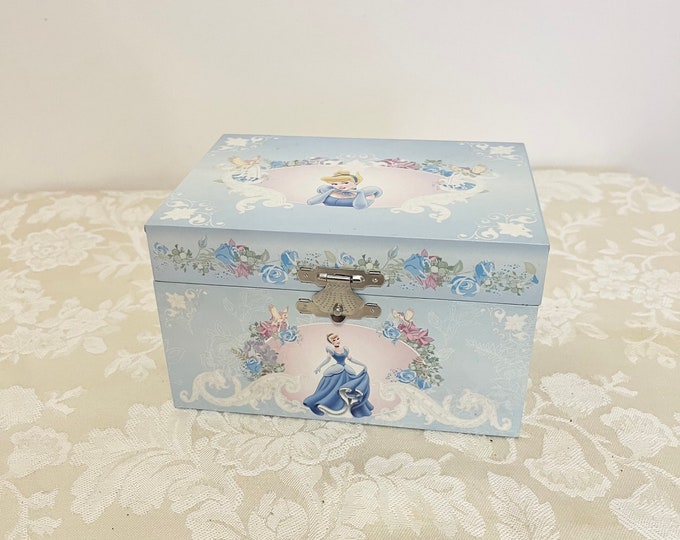 Disney Cinderella Music Box Jewelry Box Jewelry Storage Musical Jewelry