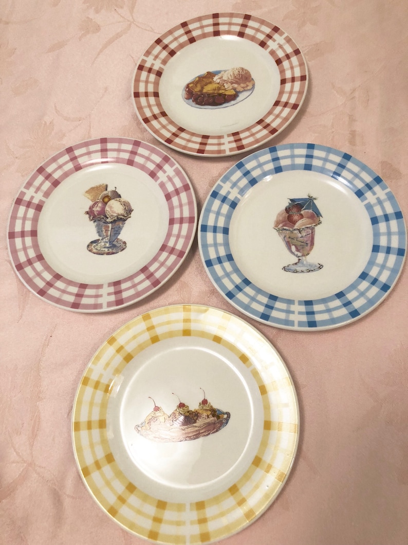 Mid Century Variety Dessert Plates Serves 4 Set Of Dessert Plates Checkard Picnic Plates Ceramic Dishwasher Safe Century Plates Retro Design