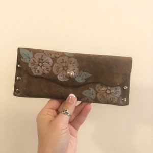 Vintage Tooled Leather Brown Leather Wallet Bold Leather Tooled With Dyed Flowers Wallet Storage In Wallet Genuine Leather Wallet Bill Fold