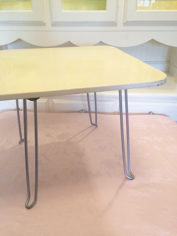 retro kids table