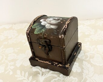 Vintage Wooden Chest With Front Latch Hardware Detail Storage Box Absolutely Stunning Rustic Tones And Material Primitive Chest