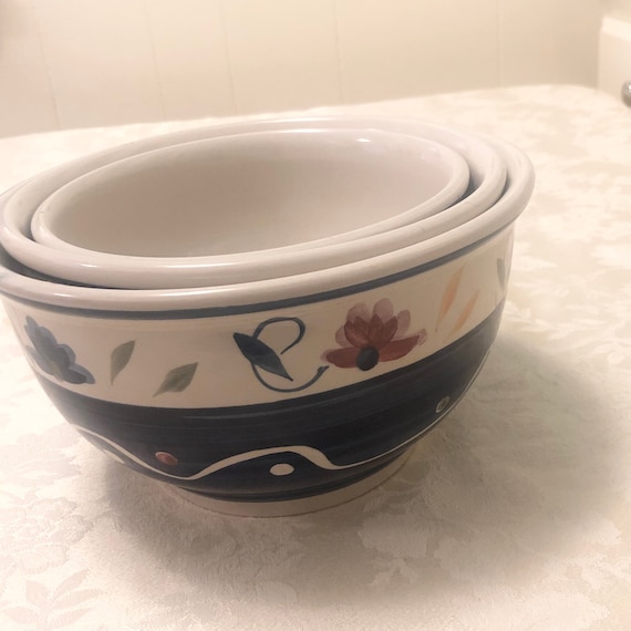 Vintage Pottery Tabletops Gallery Floral Dots Nesting Bowls Set of Three  Hand Painted Dishwasher Safe Microwavable Mixing Bowl Set of 3 