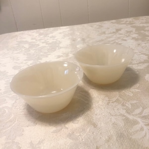 Rare First Logo FireKing Oven Glass Custard Bowls By FireKing Pure Custard Glass Chip Free Rare Name Bowl Ovenware