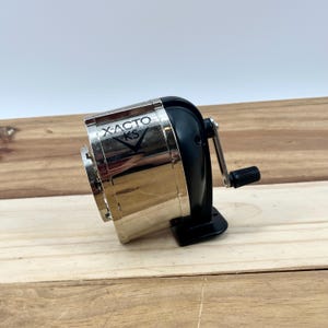 Gray Pencil Sharpener Industrial Pencil Sharpener Table Mount Pencil Sharpener