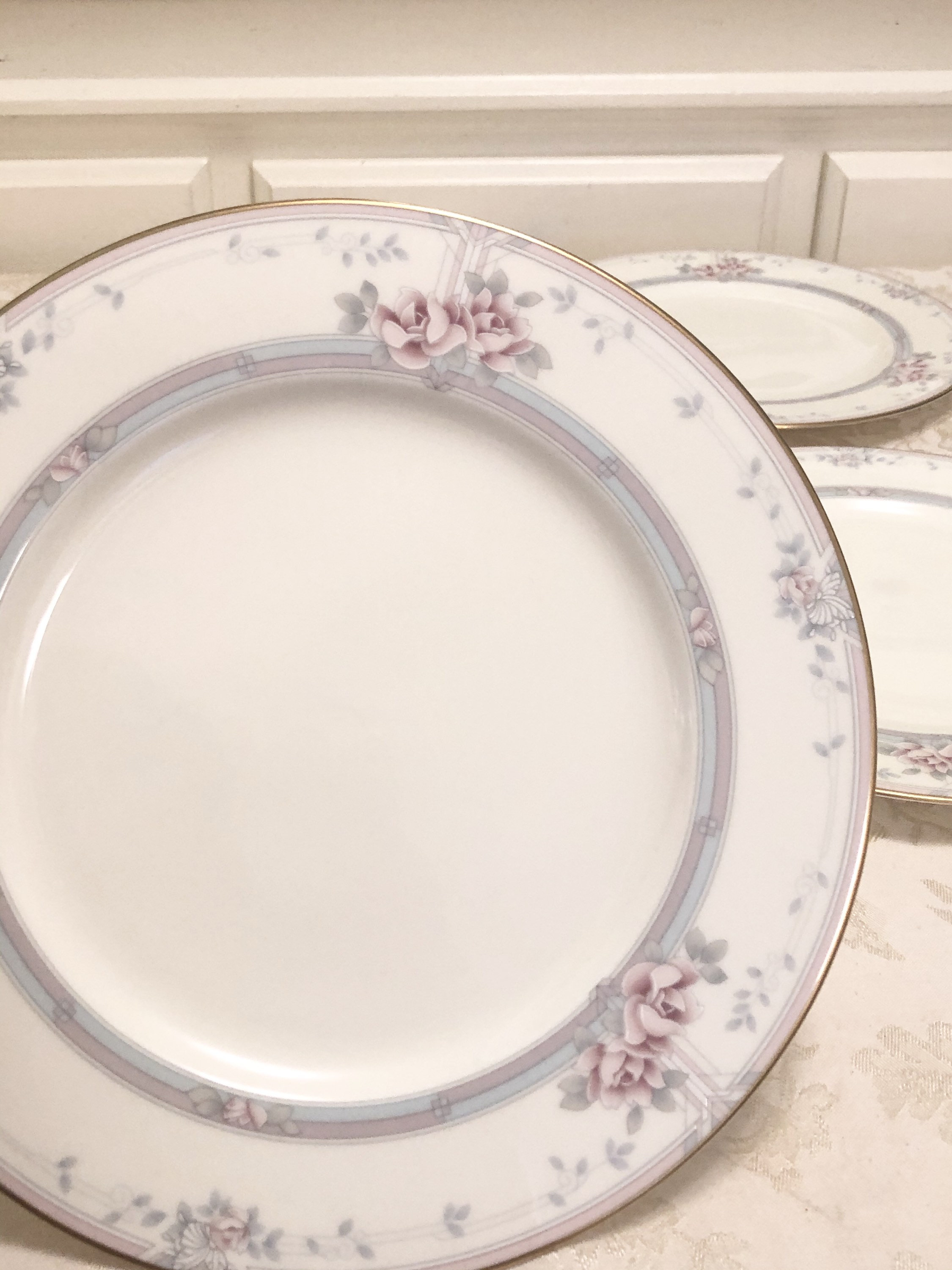 ❤ Noritake MAGNIFICENCE Dinner Plate 10 1/2 Inches 