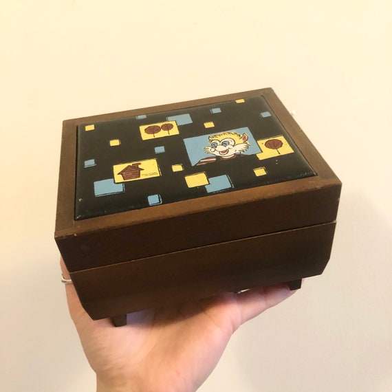 Rare Tiny Tune Character Jewelry Box With Music Bo
