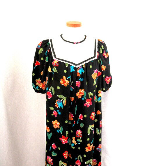 floral muumuu
