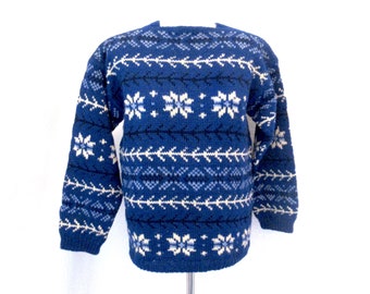 Vintage Norwegian sweater, Pure Wool, hand knit sweater, 70s wool sweater, hand knit fair isle, fairisle ski sweater, winter sweater