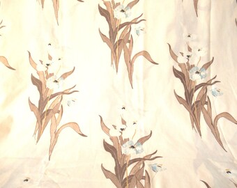 Vintage full flat sheet, poly cotton sheet, vintage bedding, full  floral sheet, cream floral sheet, Utica full sheet