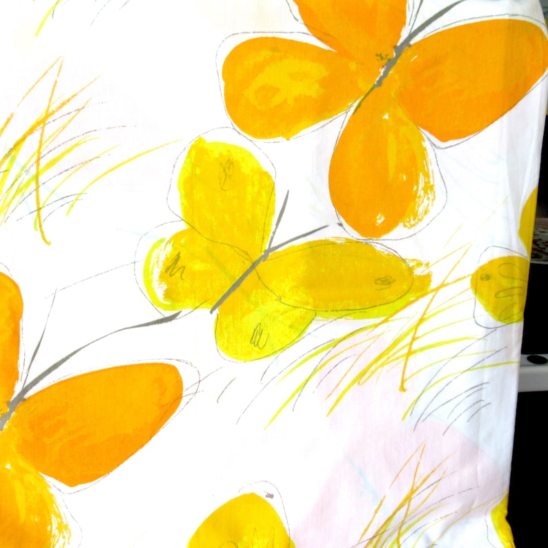 Vera flat sheet spring sheet butterfly sheet 70s bedding butterflies sheet flat Vera sheet 70s yellow sheet Vintage Twin Flat sheet