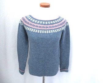 Vintage stunning hand knit sweater, 80s knit sweater, fair isle Sweater, boho sweater, crochet sweater, yoke knit sweater, feminine sweater