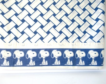 Vintage Snoopy Twin flat sheet, vintage bedding, poly cotton sheet