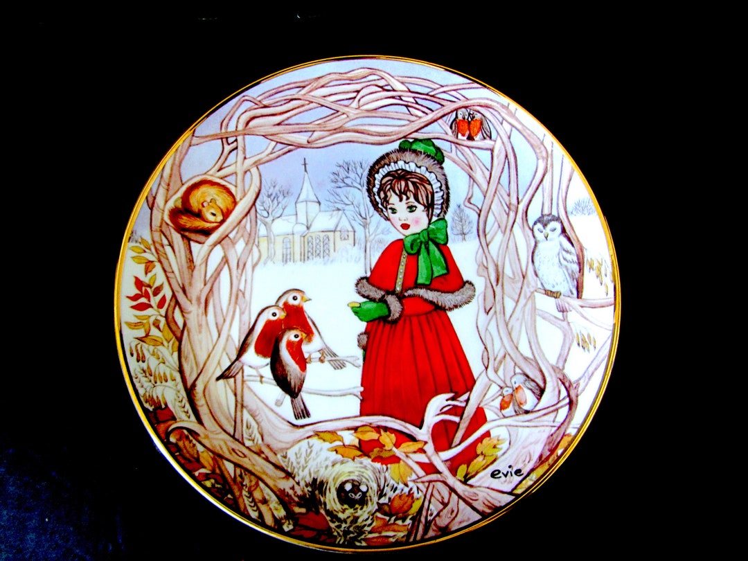Royal Doulton Musical Evie Christmas Plate, Winter Wonderland Christmas