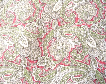 Laura Ashley paisley sham, vintage fabric, cotton sham, country bedding, cream pink green bedding, paisley sham