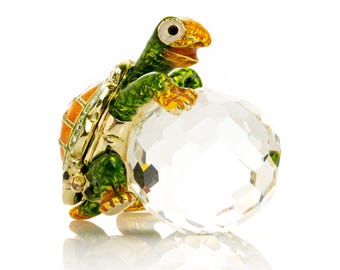 Turtle on Crystal