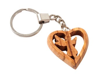 Keychain guardian angel in the heart made of olive wood