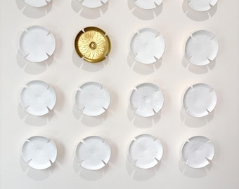 3D Porcelain Flower Wall Sculpture: Minimalist Art Decor - Set of 16