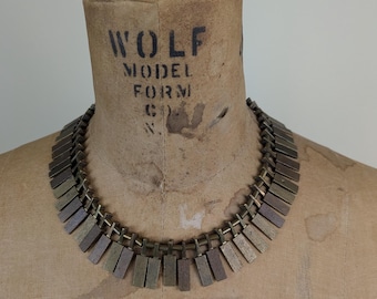 2000's Y2K vintage brass and gold tone prong needle textured statement collar necklace