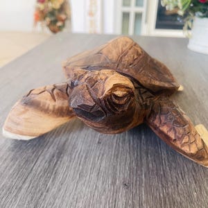 Handcarved wooden sea turtle/Tongan Artisan Coastal decor/Polenesian wood sculpture