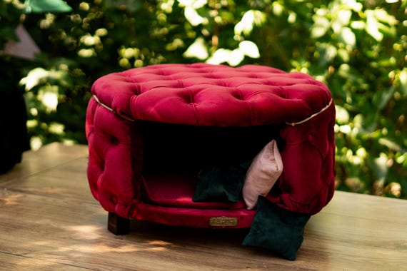 Noise-Reducing Pet Pouf: Calming Lounger Bed for Cats & Small Dogs