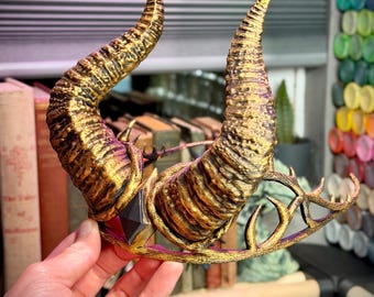 Unpainted Fantasy Horned Tiara Crown – Maleficent-Style Cosplay Headpiece