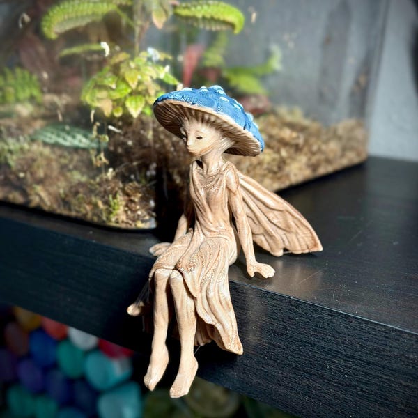 Mistfae Shelf Sitter • Unpainted Gothic Mushroom Fairy Shelf Ledge Decor