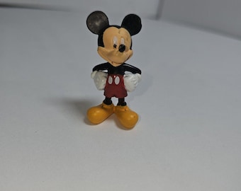 MICKEY MOUSE Disney Figure Figurine 2 1/4" Tall Hands on Hips Long Nose #0710D