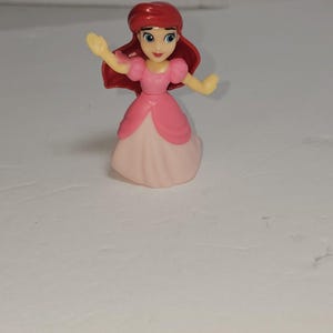 Figura de Ariel de La Sirenita de Disney 2020, Princesa Rosa de McDonald's #5, Muñeca de Juguete imagen 1