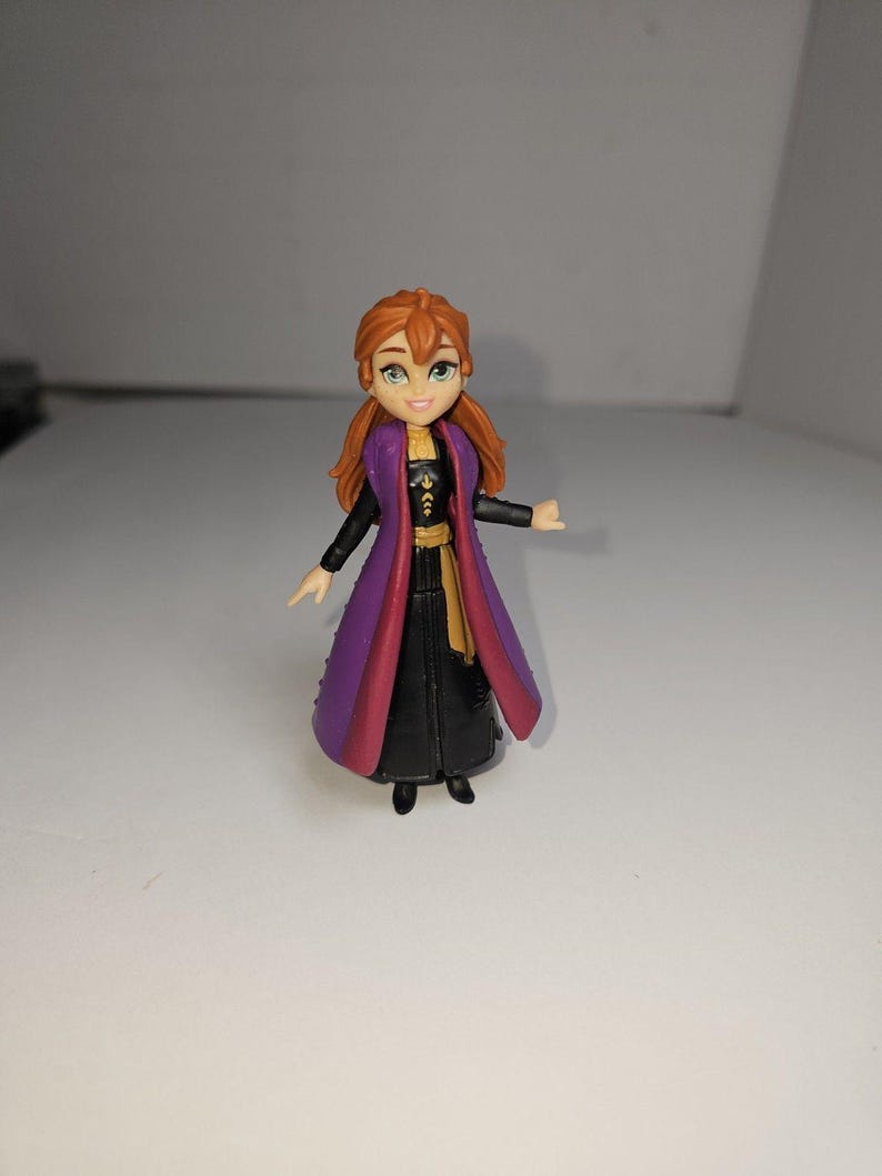 Disney Frozen 2 Anna Small Doll 4" with Removable Cape Hasbro image 1